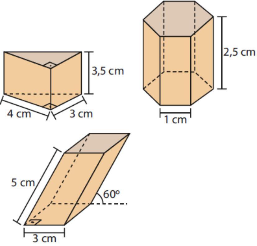 Calcule a área lateral, a área total e o volume de cada um dos seguintes prismas